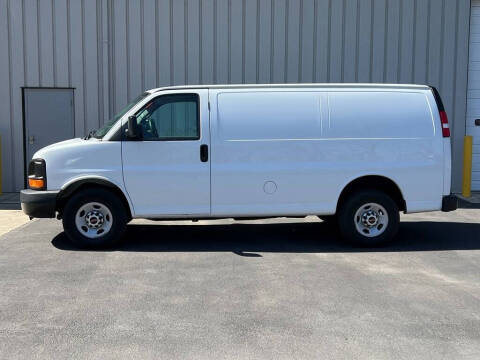 2015 GMC Savana for sale at GARY LANG AUTO GROUP in Ringwood IL
