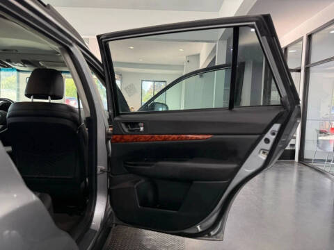 2011 Subaru Outback 3.6R Limited