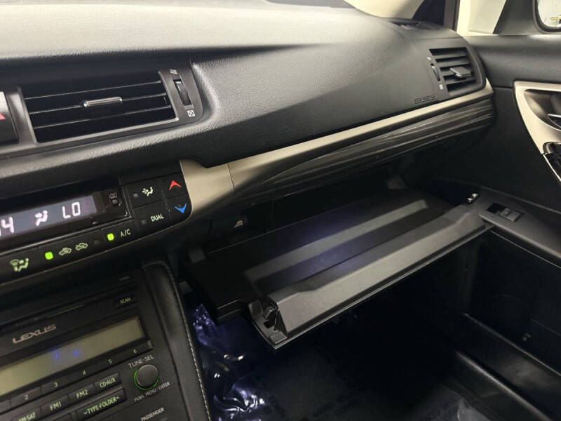 2014 Lexus CT 200h
