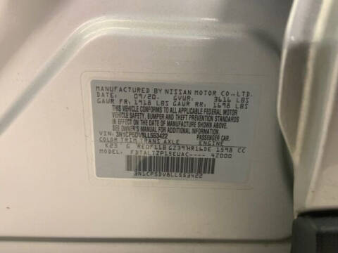 2020 Nissan Kicks SR