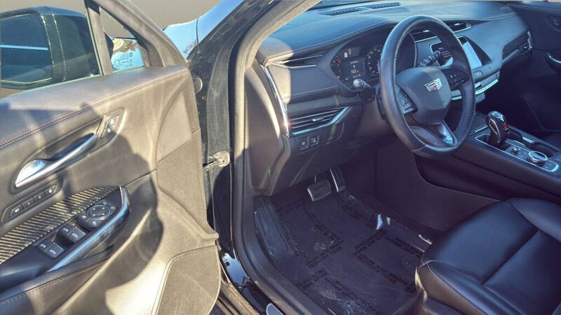 2019 Cadillac XT4 Sport