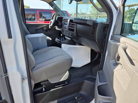 2021 Chevrolet Express 2500
