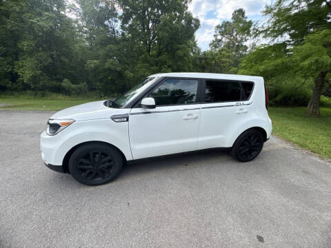 2018 Kia Soul +
