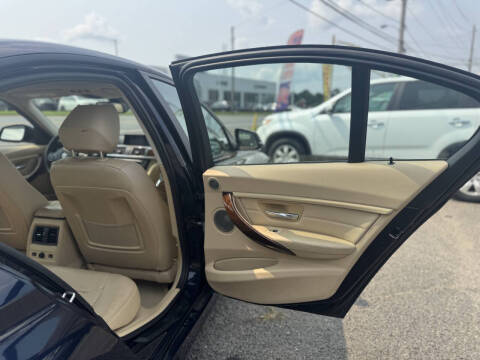 2013 BMW 3 Series 328i