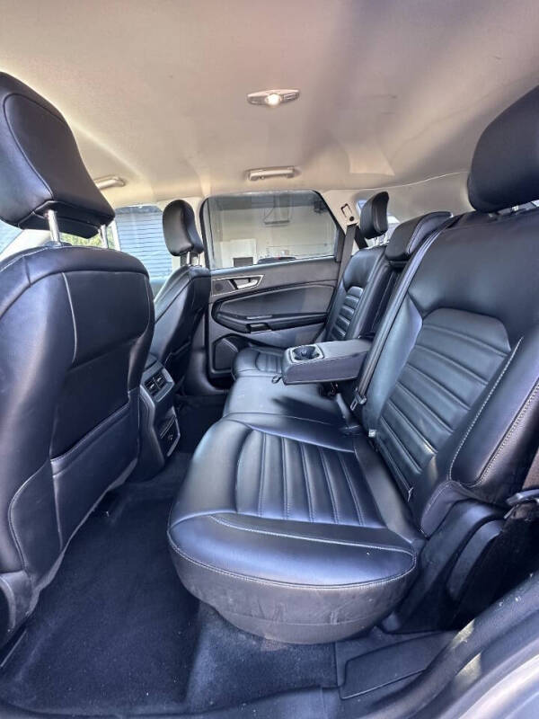 2022 Ford Edge SEL