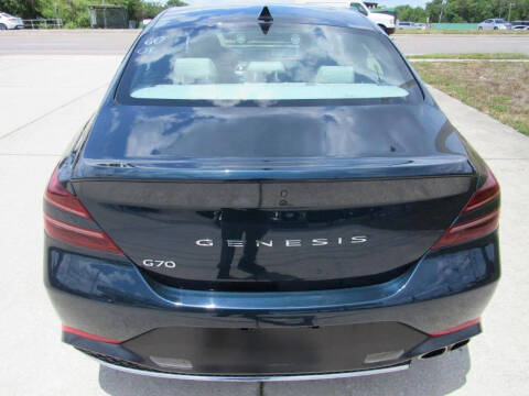 2022 Genesis G70