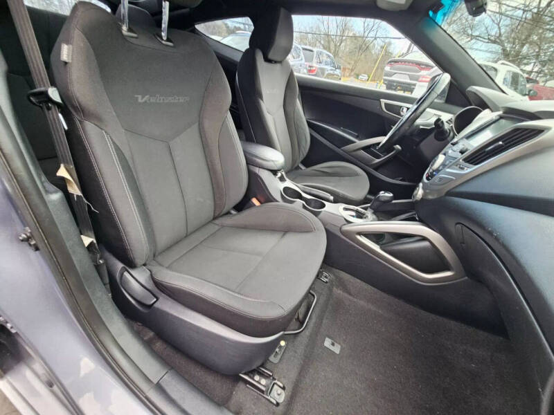 2017 Hyundai Veloster Value Edition