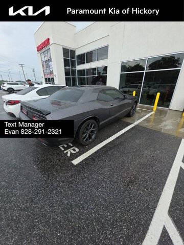 2022 Dodge Challenger SXT
