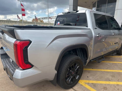 2024 Toyota Tundra SR5