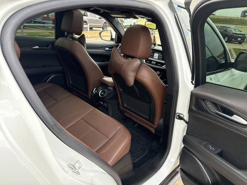 2022 Alfa Romeo Stelvio Ti