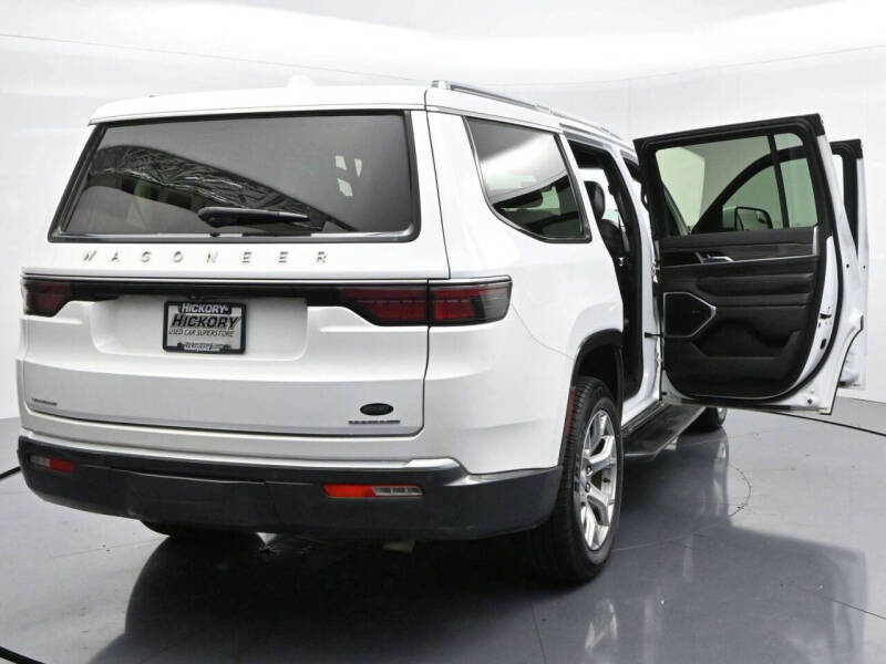 2022 Jeep Wagoneer Series II