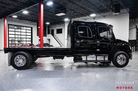 2005 Freightliner M2 106