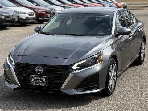 2023 Nissan Altima for sale at North Imports LLC in Burnsville MN