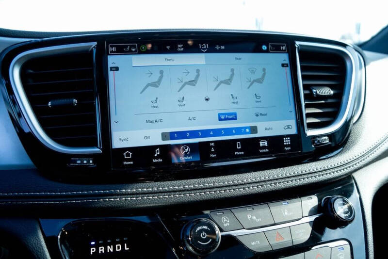 2025 Chrysler Pacifica Limited