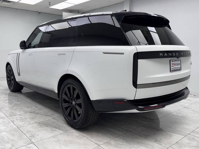 2023 Land Rover Range Rover P530 SE LWB