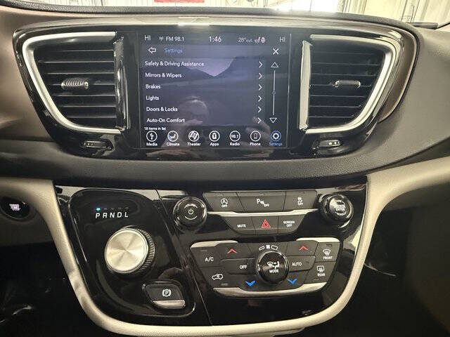 2018 Chrysler Pacifica Touring L Plus