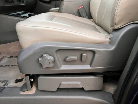 2016 Nissan NV 3500 HD SL