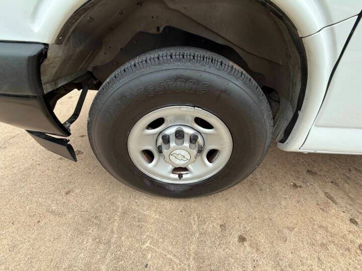 2020 Chevrolet Express 2500