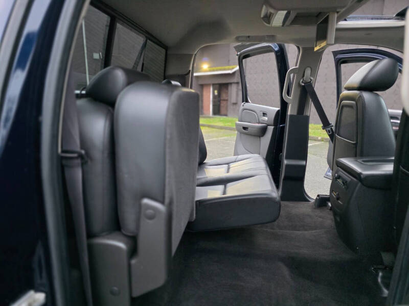 2011 Chevrolet Silverado 3500HD LTZ