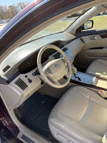2010 Toyota Avalon XL