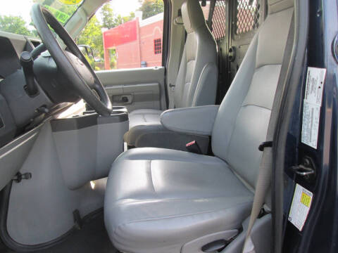 2014 Ford E-Series E-350 SD