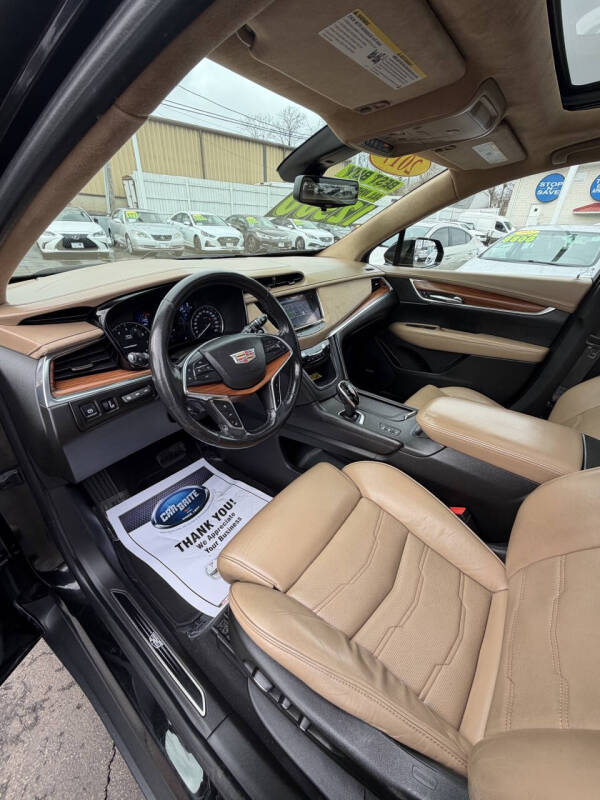 2017 Cadillac XT5 Platinum