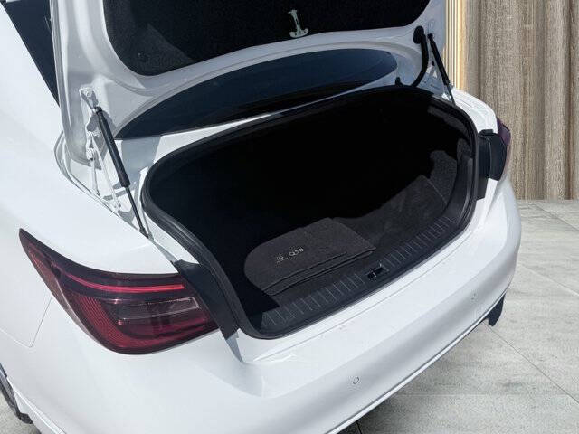 2023 Infiniti Q50 Luxe