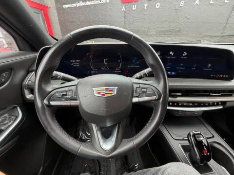 2024 Cadillac XT4 Premium Luxury