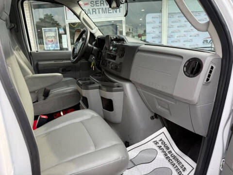 2024 Ford E-Series