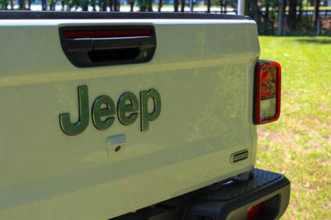 2023 Jeep Gladiator Overland