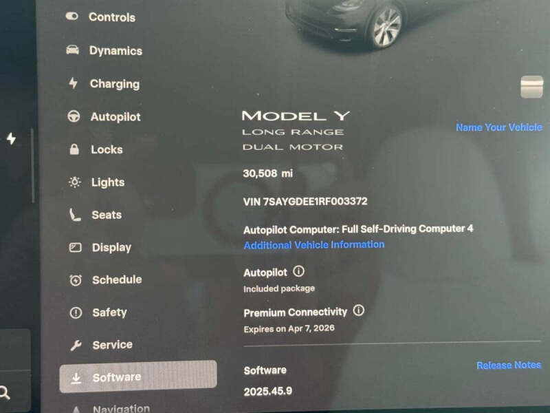 2024 Tesla Model Y Long Range