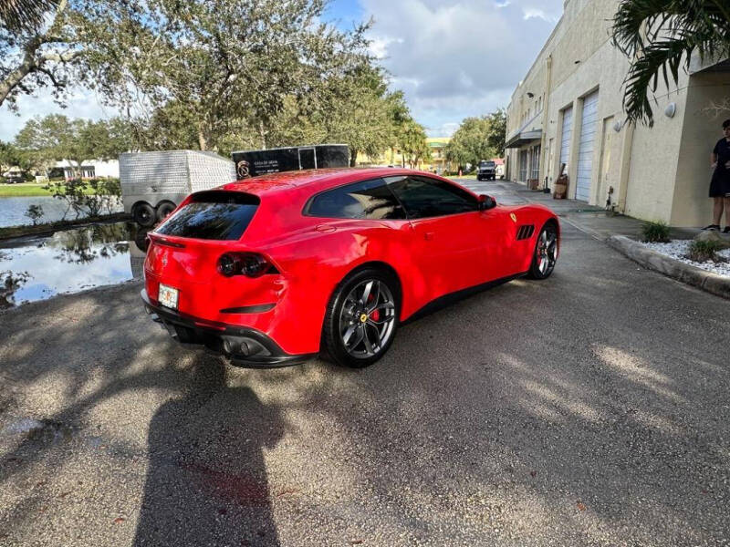 2019 Ferrari GTC4Lusso T