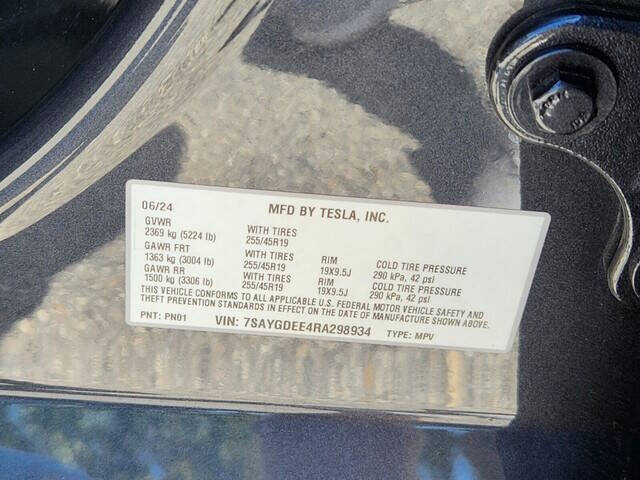 2024 Tesla Model Y 29