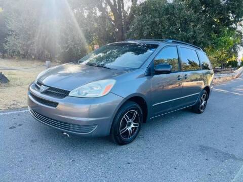 2005 Toyota Sienna for sale at ULTIMATE MOTORS in Sacramento CA