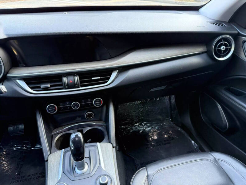 2018 Alfa Romeo Stelvio Ti