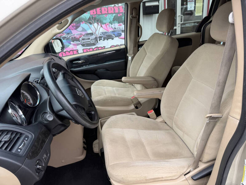 2014 Dodge Grand Caravan SE