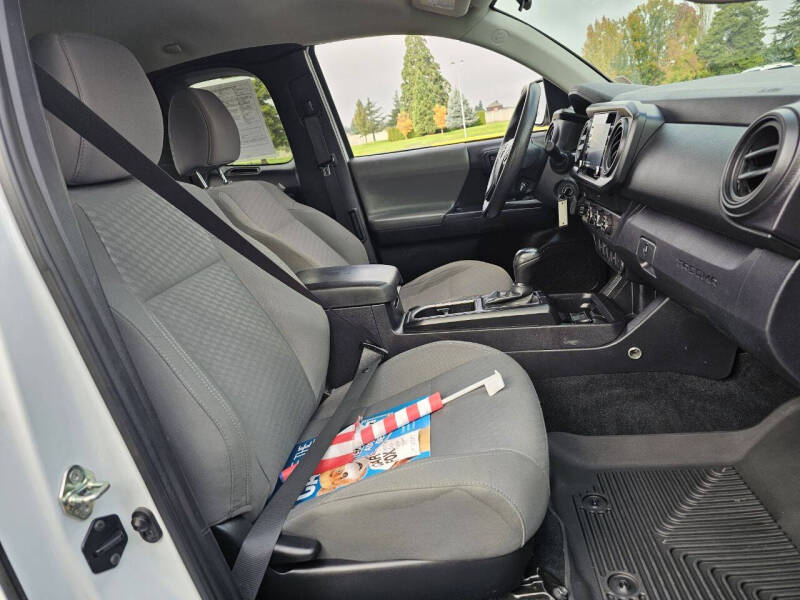 2020 Toyota Tacoma SR