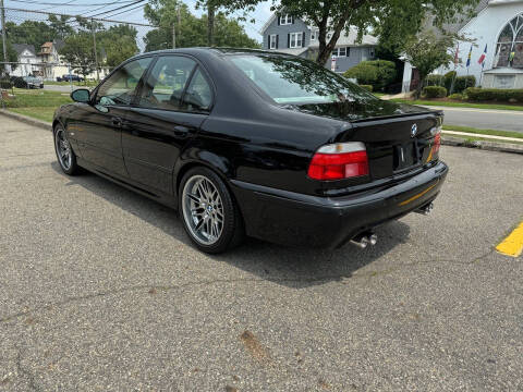 2000 BMW M5