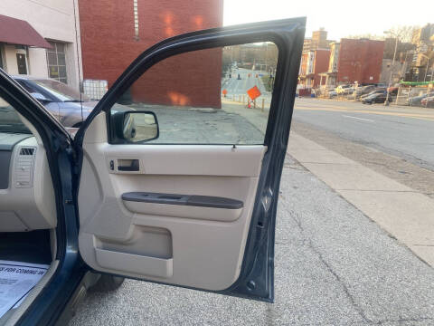 2011 Ford Escape XLS