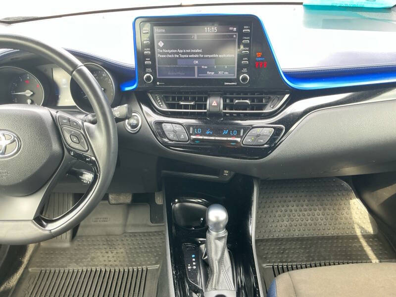 2021 Toyota C-HR XLE