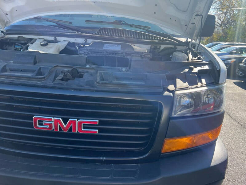 2019 GMC Savana 2500