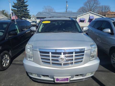 2010 Cadillac Escalade ESV for sale at First  Autos in Rockford IL