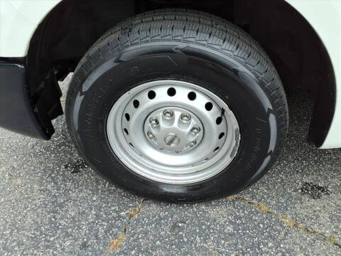 2017 Nissan NV 1500 S