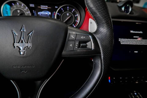 2022 Maserati Ghibli Modena Q4