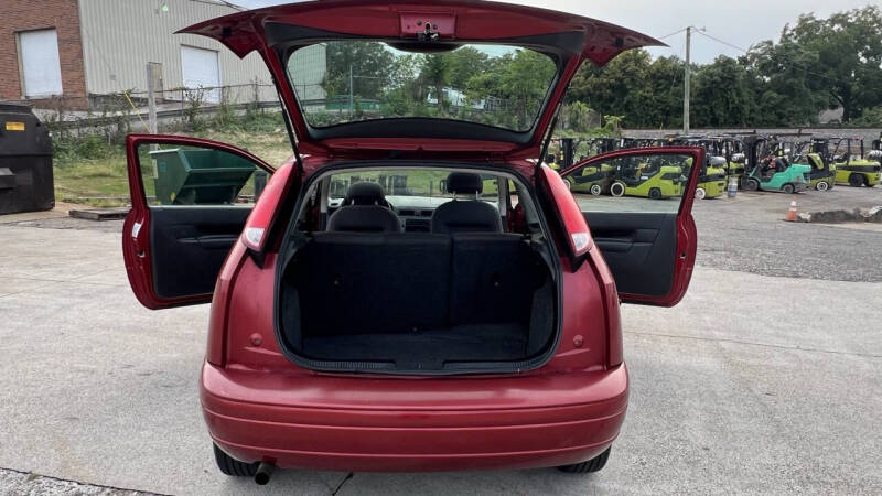 2005 Ford Focus ZX3 S