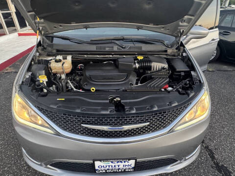 2020 Chrysler Pacifica Touring L
