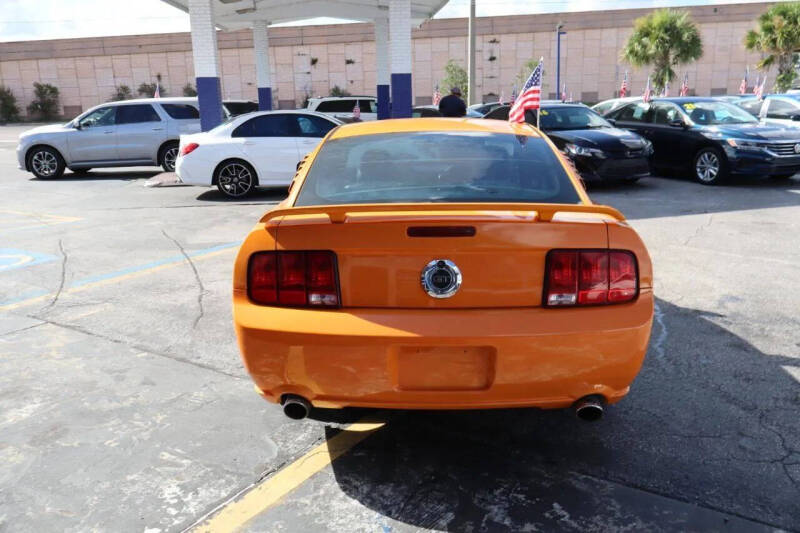 2007 Ford Mustang GT Deluxe