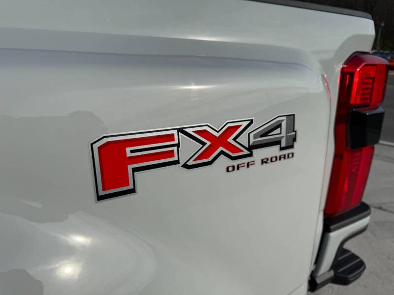 2026 Ford F-450 Super Duty Platinum