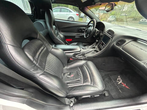 2004 Chevrolet Corvette