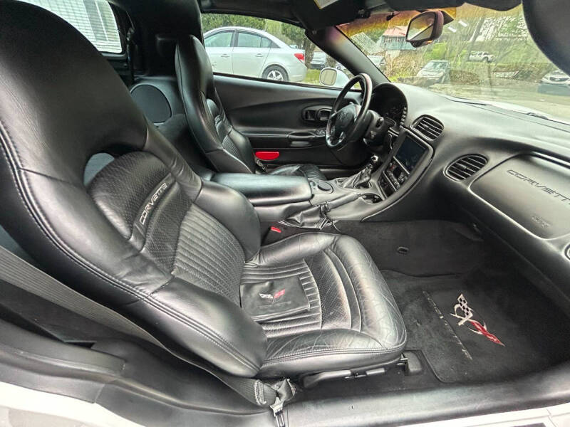 2004 Chevrolet Corvette